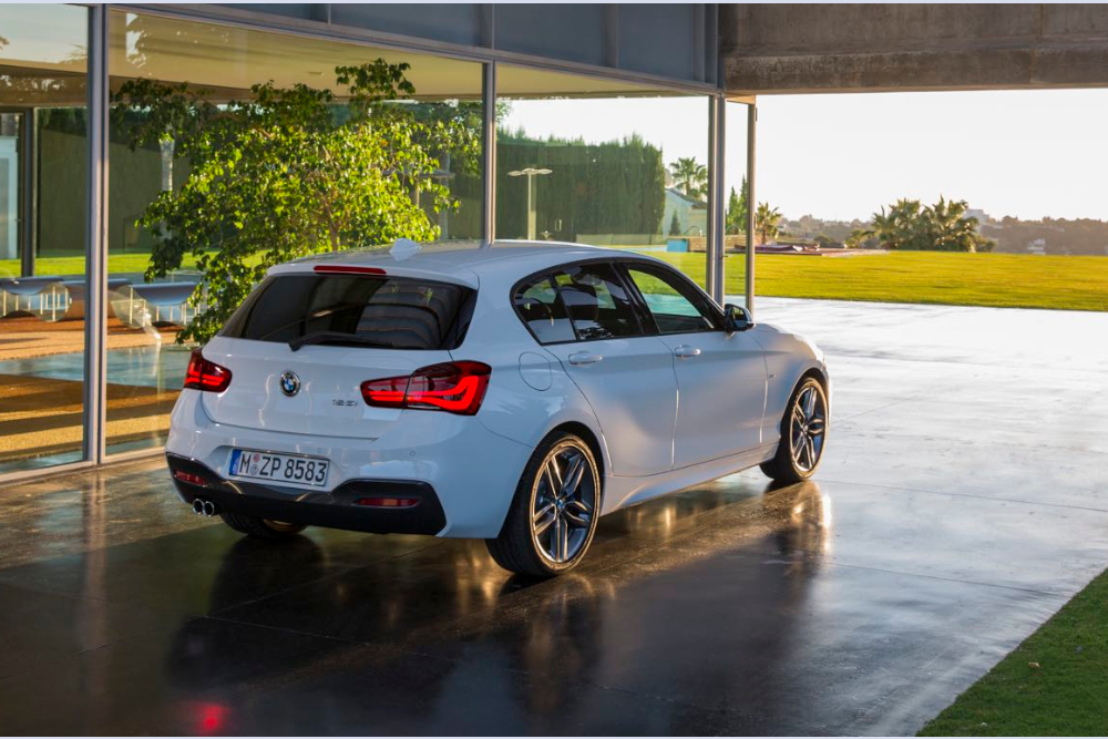 BMW 1er Kredit online vergleichen